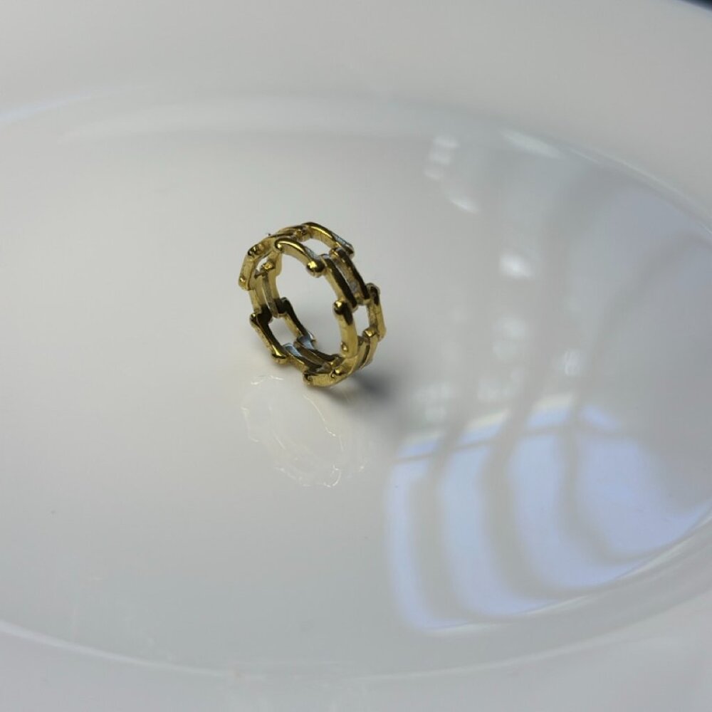 Aurora Link: Women's Gold-Tone Chain Band – Industrial Luxe - Picture 3 of 3